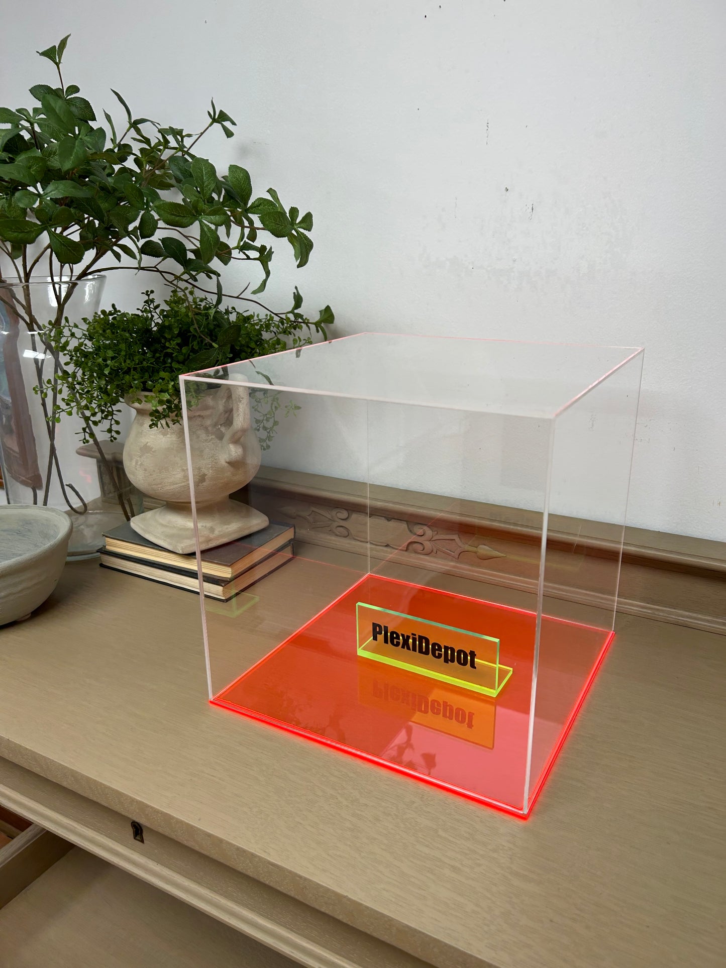 Acrylic 5-Sided Box w/ Fluorescent Pink Acrylic Base