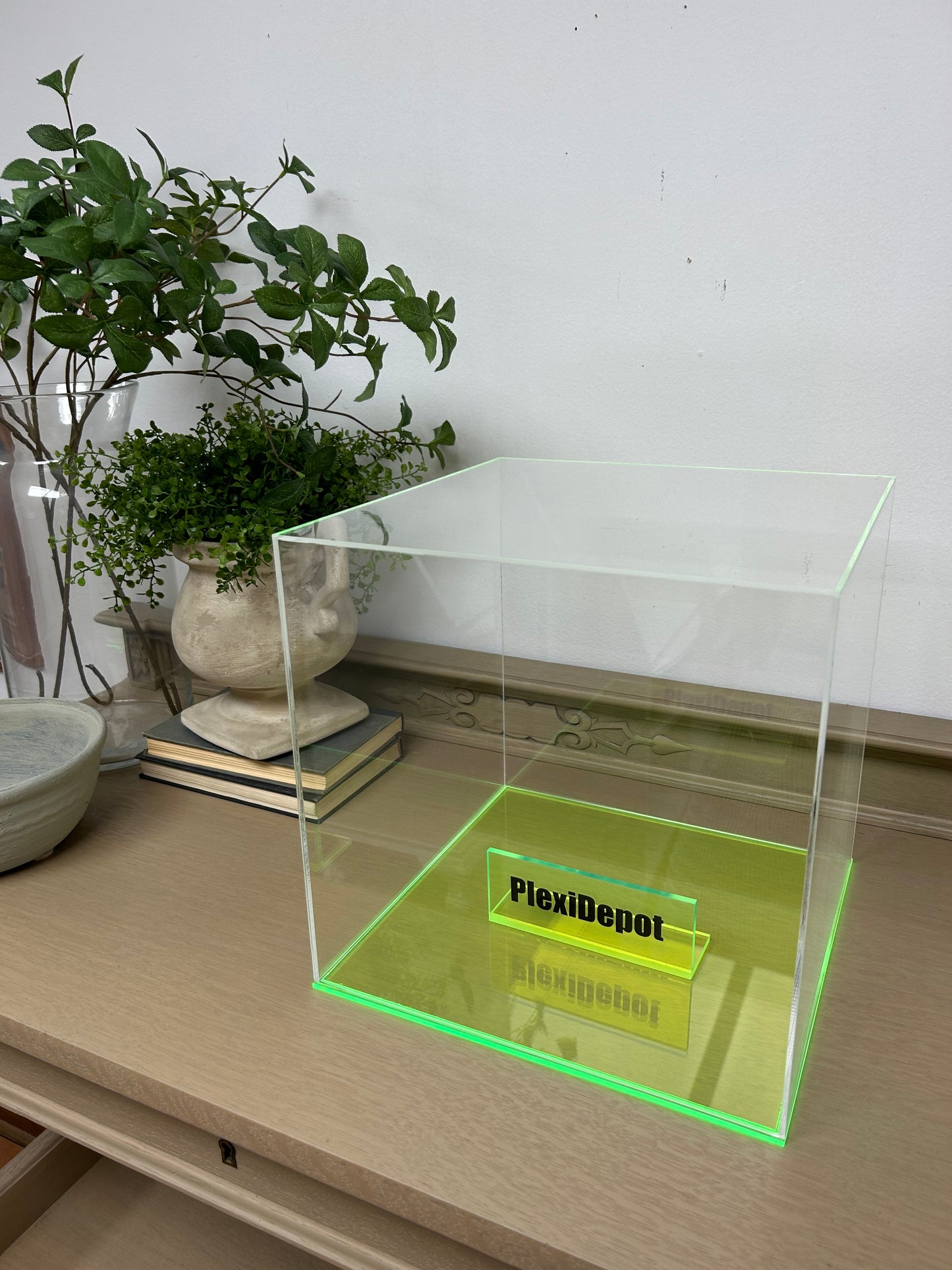 Acrylic 5-Sided Box w/ Fluorescent Green Acrylic Base